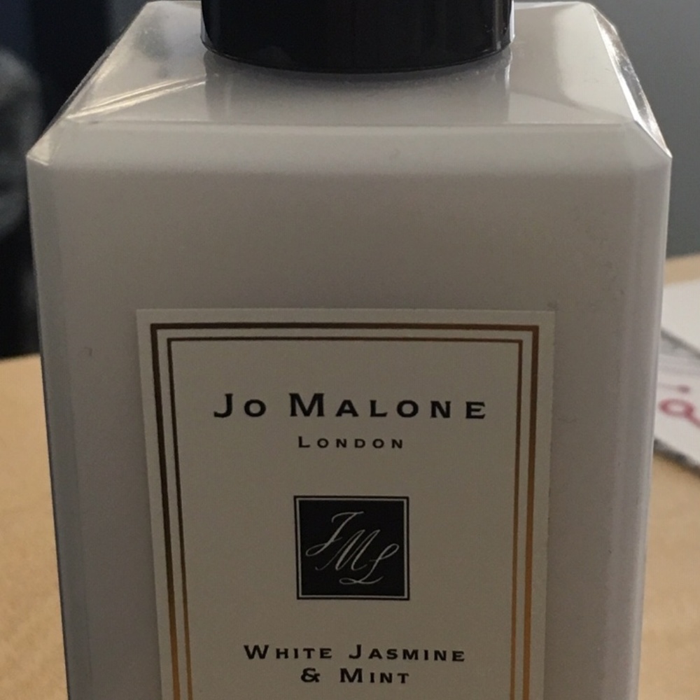 Jo Malone-White Jasmine & Mint, Body & Hand Lotion